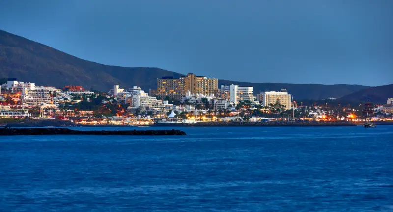 Playa de las Américas Guide: Beaches, Surf, Nightlife and Where to Stay